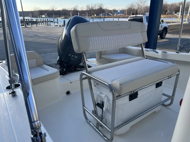 Slide: The Image of Scout Sportfish 188 2026 - 3