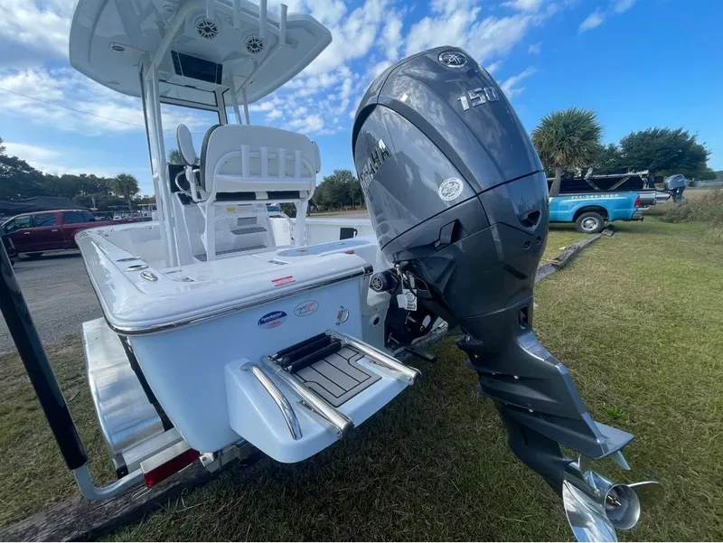 Slide: The Image of Tidewater 2110 Bay Max 2026 - 5