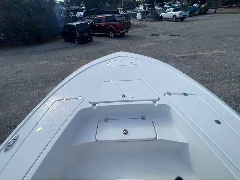 Slide: The Image of Tidewater 2110 Bay Max 2026 - 7