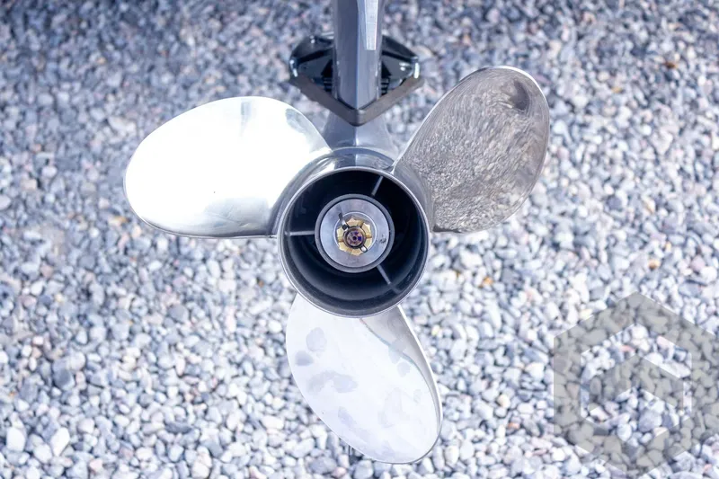 Slide: The Image of Propeller of 2026 G3 Bay 19 GX boat on gravel background. - 16