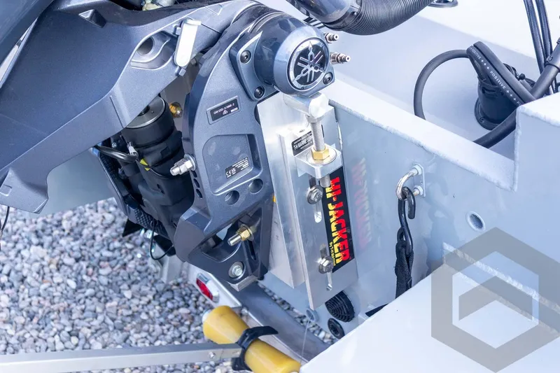 Slide: The Image of Outboard motor setup on 2026 G3 Bay 19 GX boat with Hi-Jacker plate. - 17