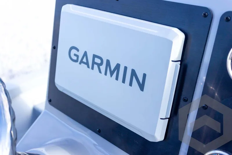 Slide: The Image of Garmin device on G3 Bay 19 GX boat dashboard, 2026 model. - 45