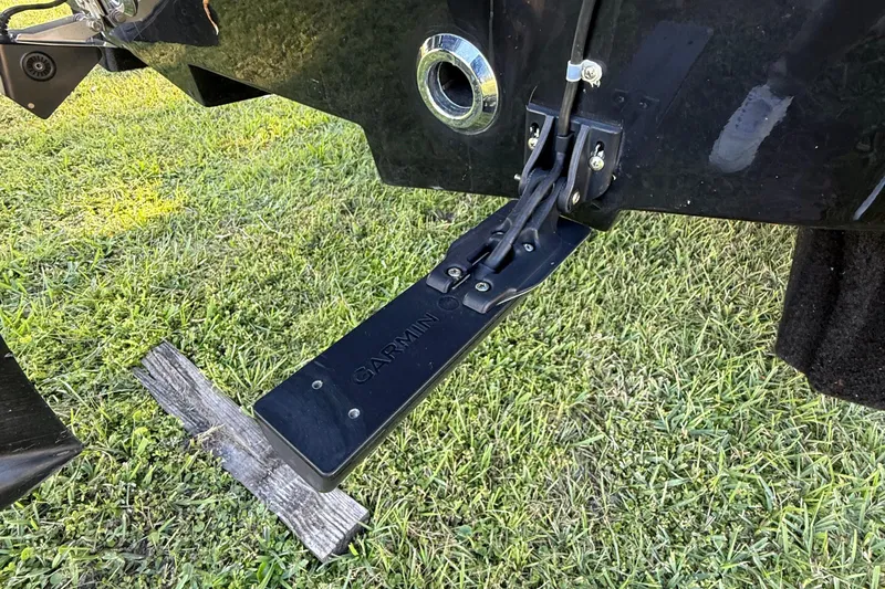 Slide: The Image of Transom-mounted Garmin device on 2021 Carolina Skiff 26 Ultra Elite boat. - 19