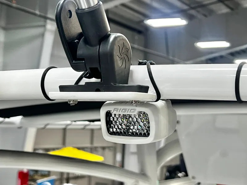 Slide: The Image of Stingray 216CC - $78,443 2026 - 20