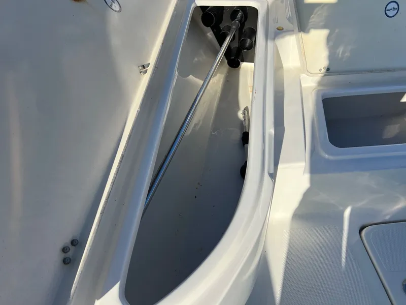 Slide: The Image of NauticStar 214XTS SHALLOW BAY 2016 - 14