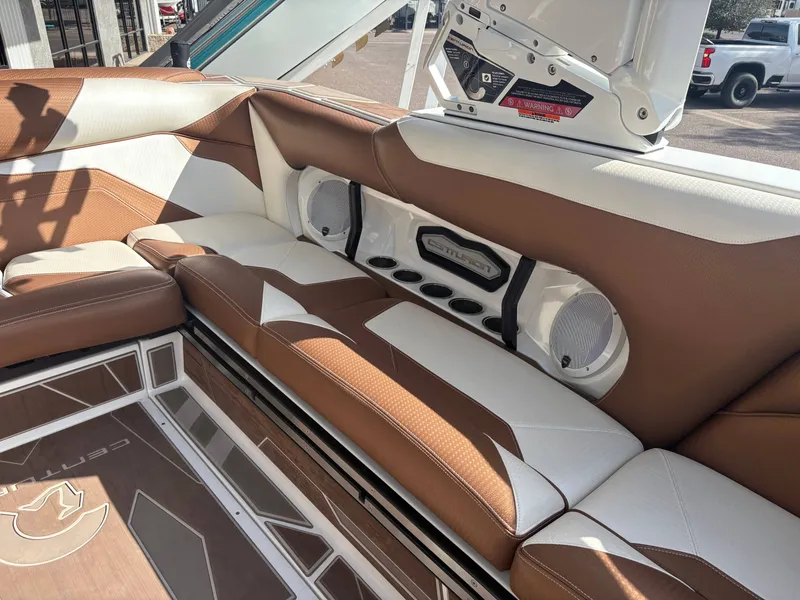 Slide: The Image of Centurion Ri245 2022 - 10