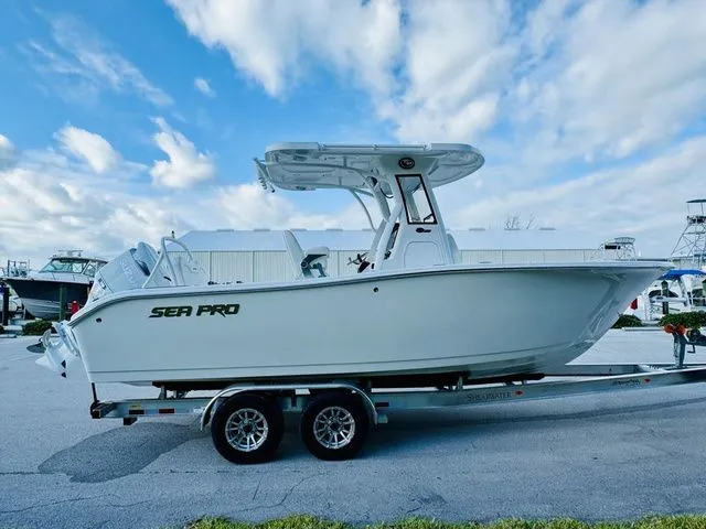 Slide: The Image of Sea Pro 245FLX Sandbar 2026 - 21
