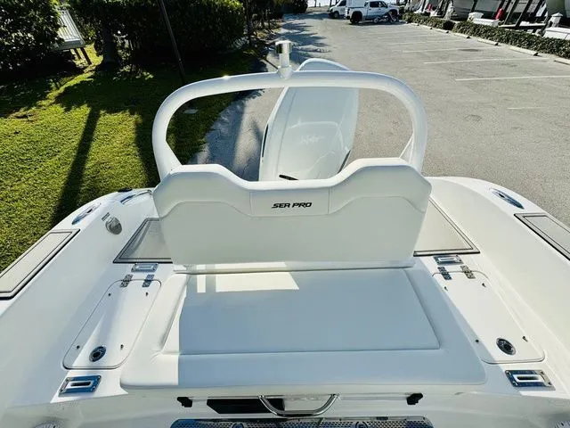 Slide: The Image of Sea Pro 245FLX Sandbar 2026 - 6