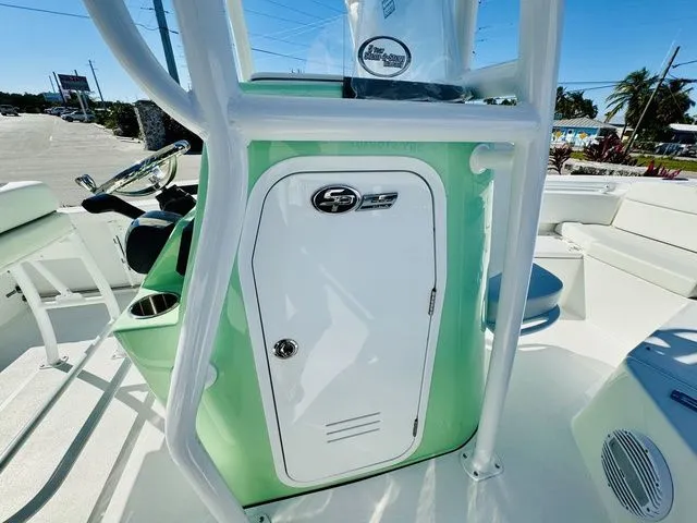Slide: The Image of Sea Pro 225FLX Sandbar 2026 - 12