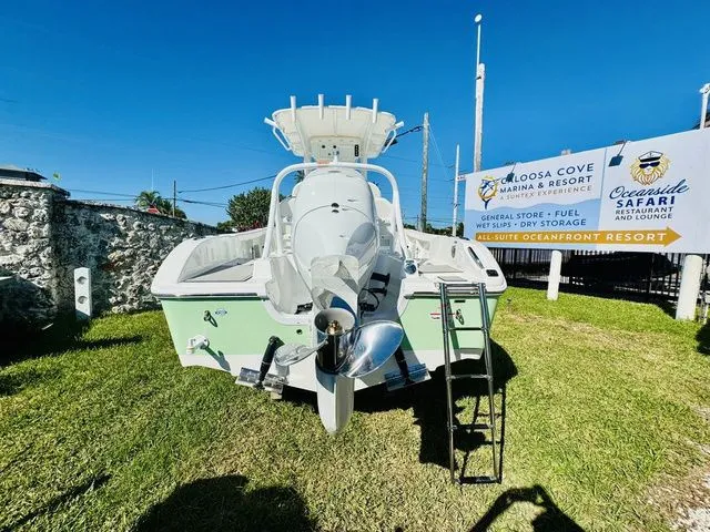 Slide: The Image of Sea Pro 225FLX Sandbar 2026 - 4