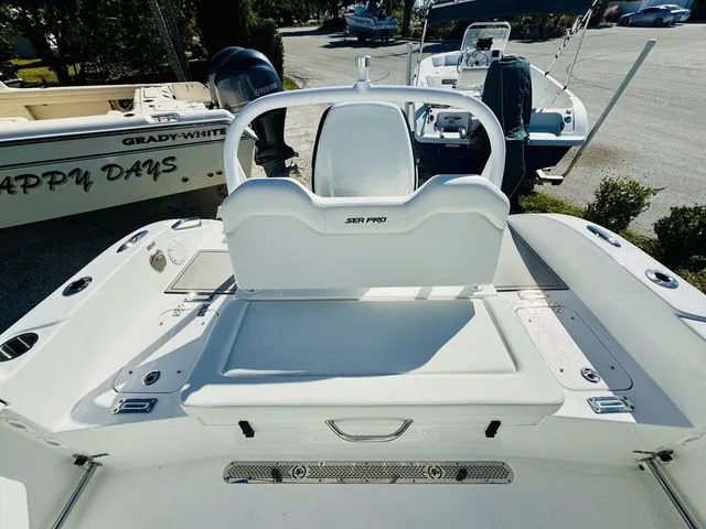 Slide: The Image of Sea Pro 225FLX Sandbar 2026 - 6