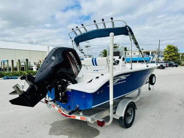 Slide: The Image of Glasstream 17CC 2017 - 18