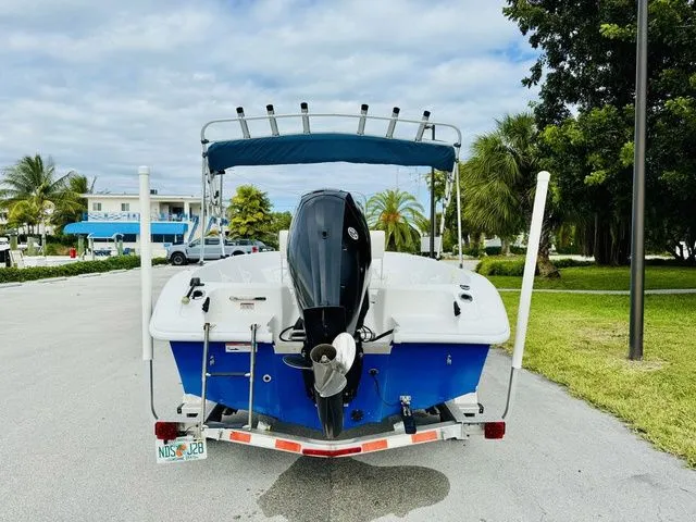 Slide: The Image of Glasstream 17CC 2017 - 4