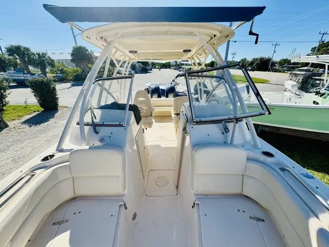 Slide: The Image of Grady-White Freedom 255 2019 - 16