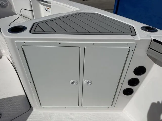 Slide: The Image of Yamaha 220 FSH Sport 2025 - 21