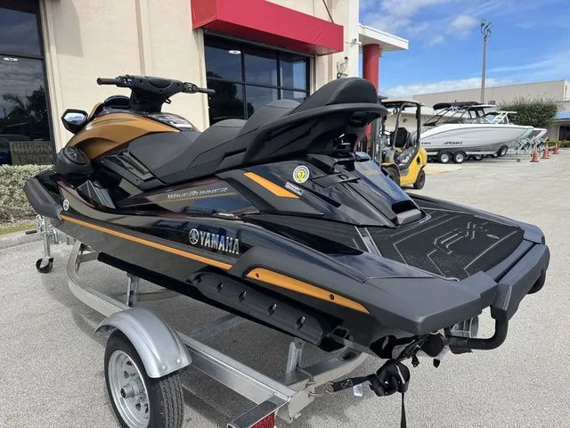 Slide: The Image of Yamaha FX Limited SVHO With Audio System 2024 - 6