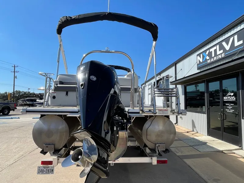 Slide: The Image of Harris 250 Cruiser 2022 - 11