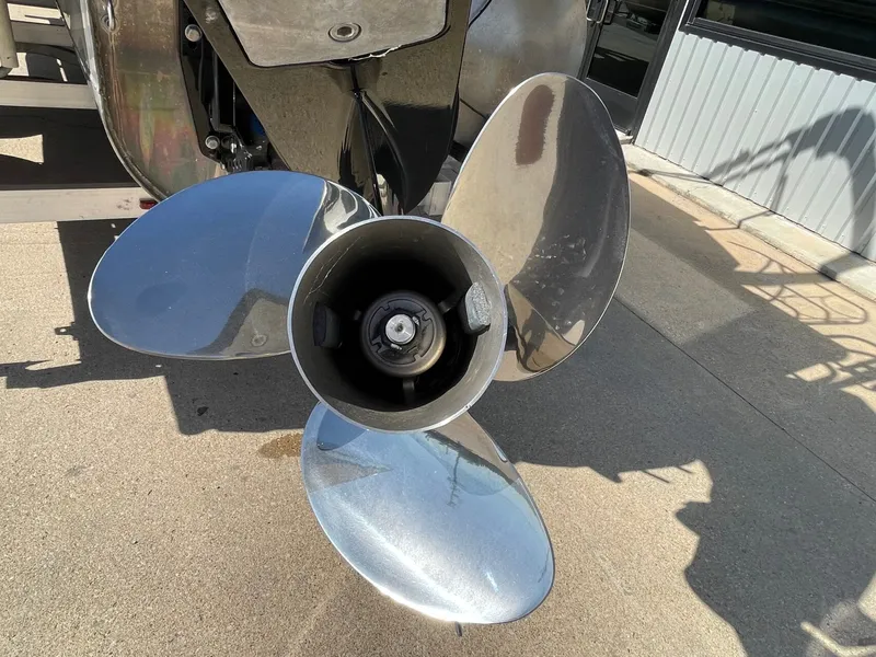 Slide: The Image of Harris 250 Cruiser 2022 - 12