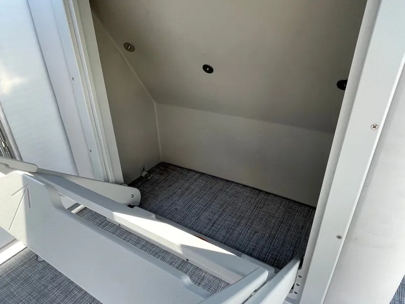 Slide: The Image of Harris 250 Cruiser 2022 - 22