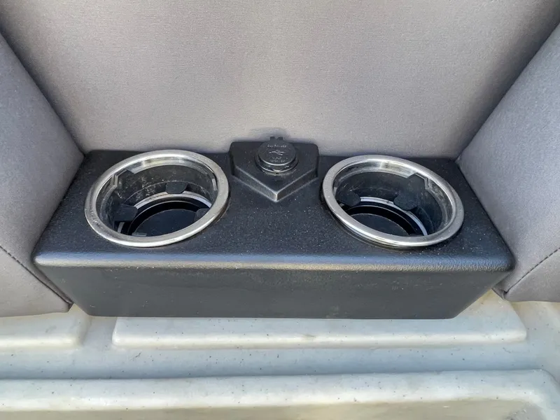 Slide: The Image of Harris 250 Cruiser 2022 - 28