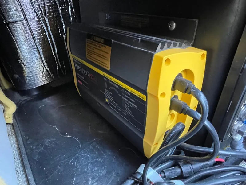 Slide: The Image of Harris 250 Cruiser 2022 - 31