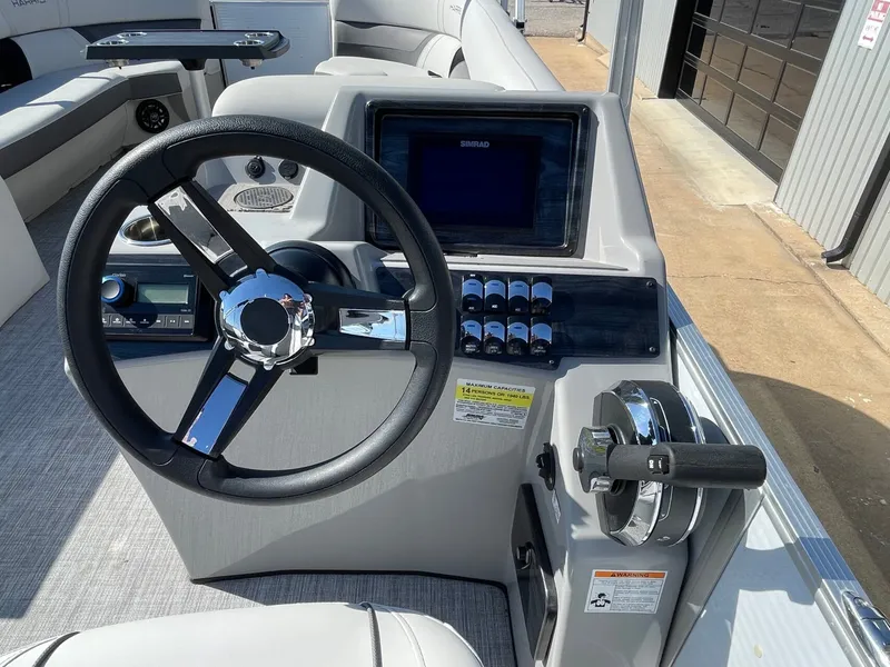 Slide: The Image of Harris 250 Cruiser 2022 - 40