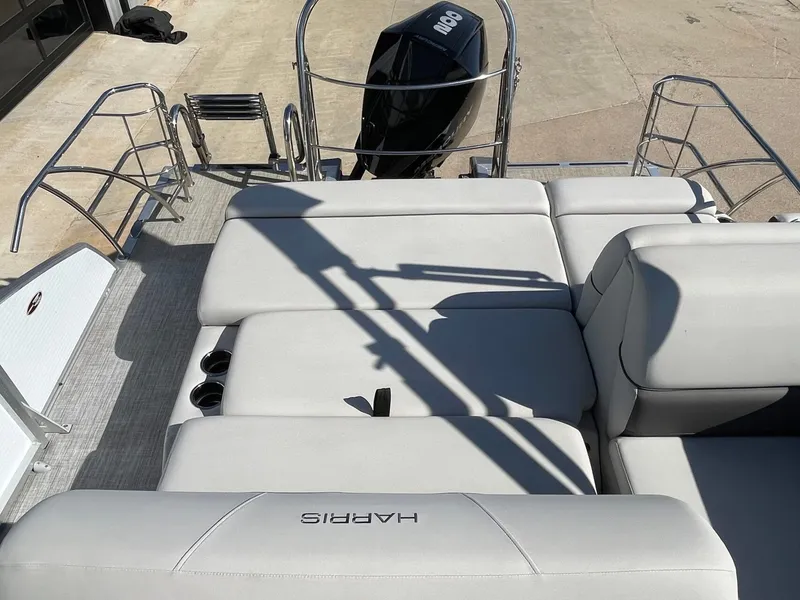 Slide: The Image of Harris 250 Cruiser 2022 - 47