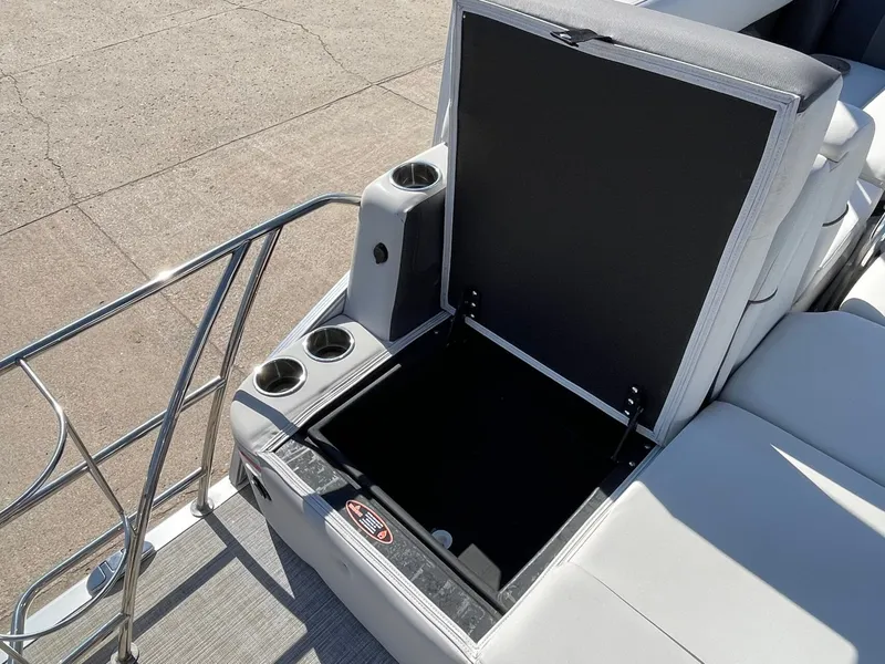 Slide: The Image of Harris 250 Cruiser 2022 - 50