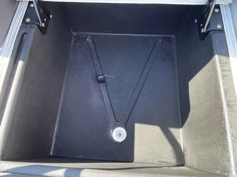 Slide: The Image of Harris 250 Cruiser 2022 - 51