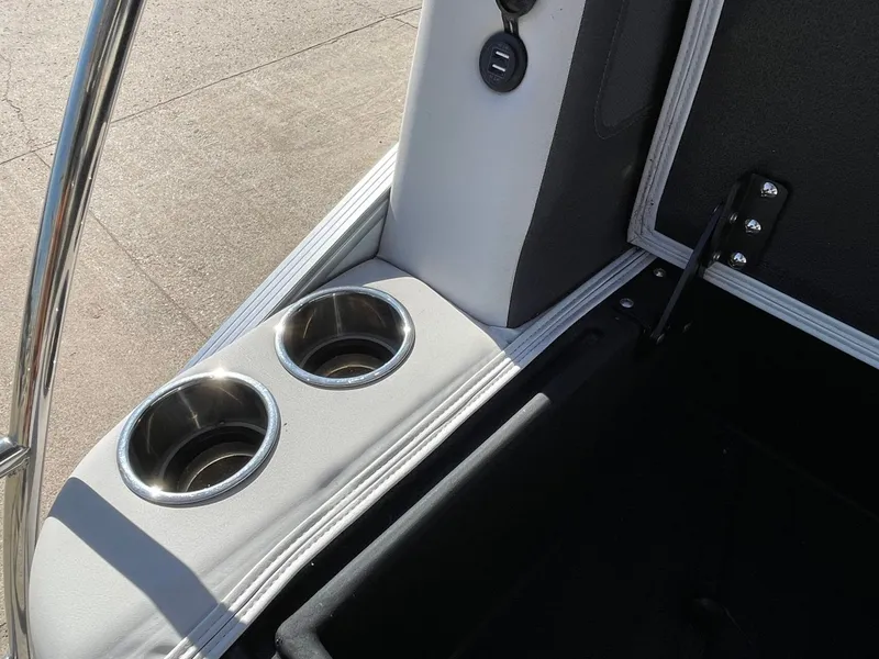 Slide: The Image of Harris 250 Cruiser 2022 - 52