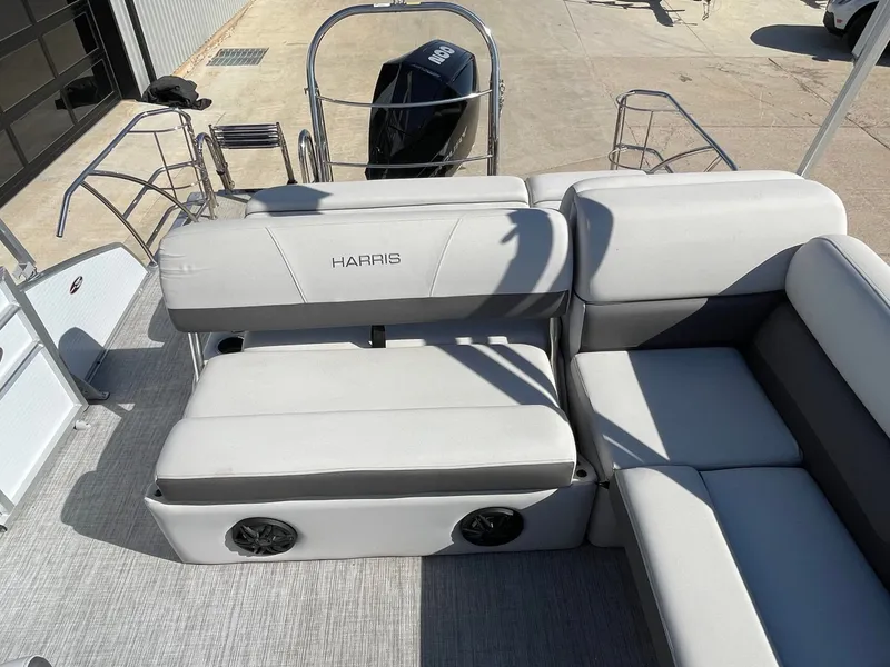 Slide: The Image of Harris 250 Cruiser 2022 - 58