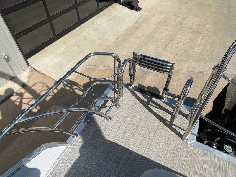 Slide: The Image of Harris 250 Cruiser 2022 - 63