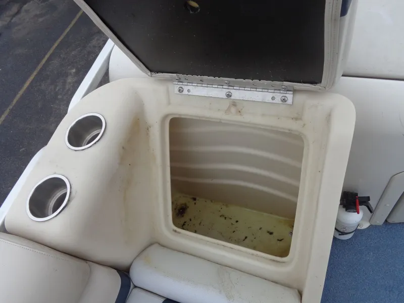 Slide: The Image of Premier Sunsation RE 210 2T 2008 - 28