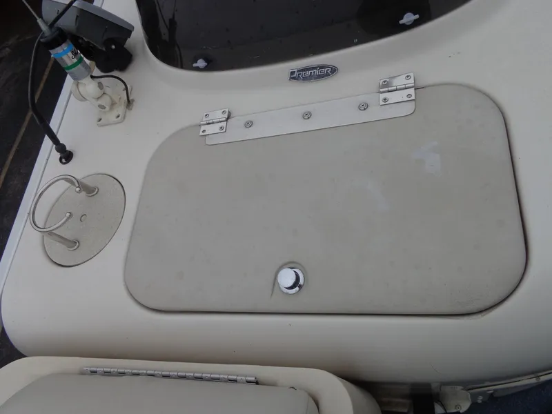 Slide: The Image of Premier Sunsation RE 210 2T 2008 - 31