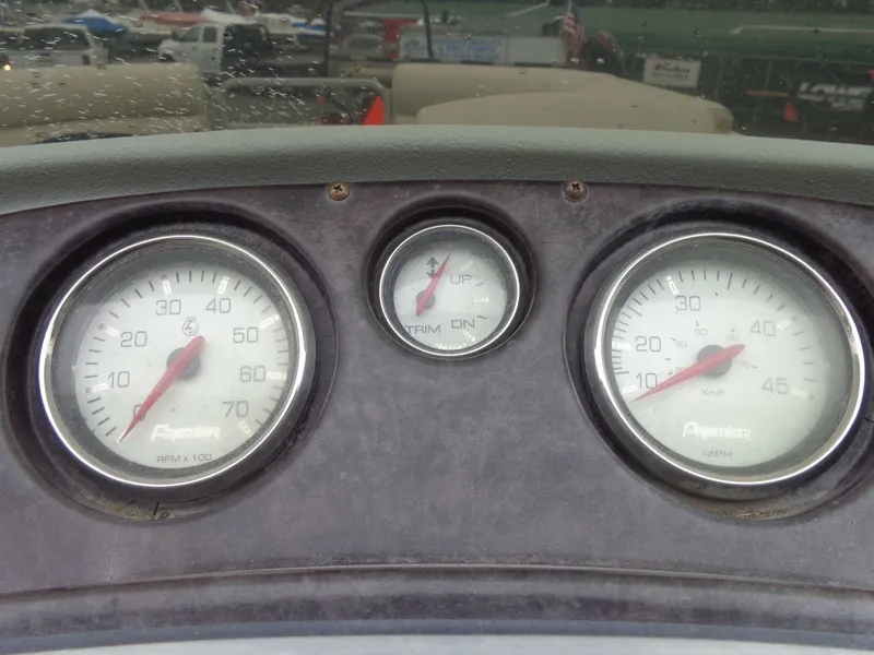 Slide: The Image of Premier Sunsation RE 210 2T 2008 - 44