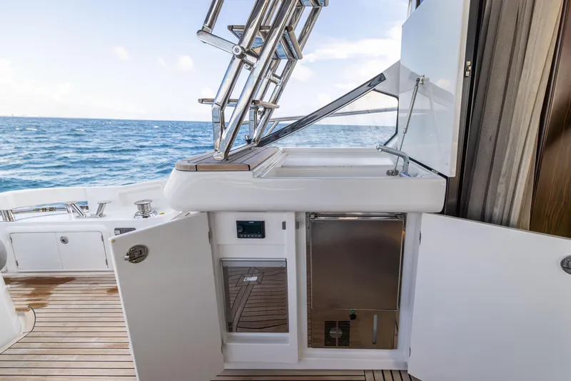 Slide: The Image of Modern kitchen with Miele oven in 2021 Azimut S6 Sportfly yacht. - 162