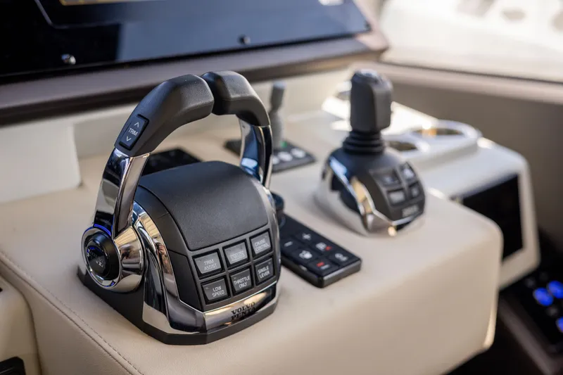 Slide: The Image of Control panel of 2021 Azimut S6 Sportfly yacht with advanced navigation features. - 167