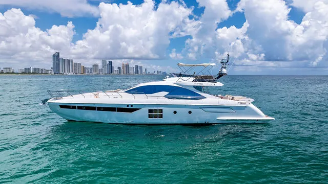 Slide: The Image of Azimut S6 2021 - 198
