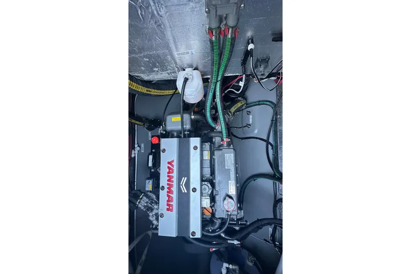 Slide: The Image of Garmin device with microphone in Balance 482, 2024 model. - 59