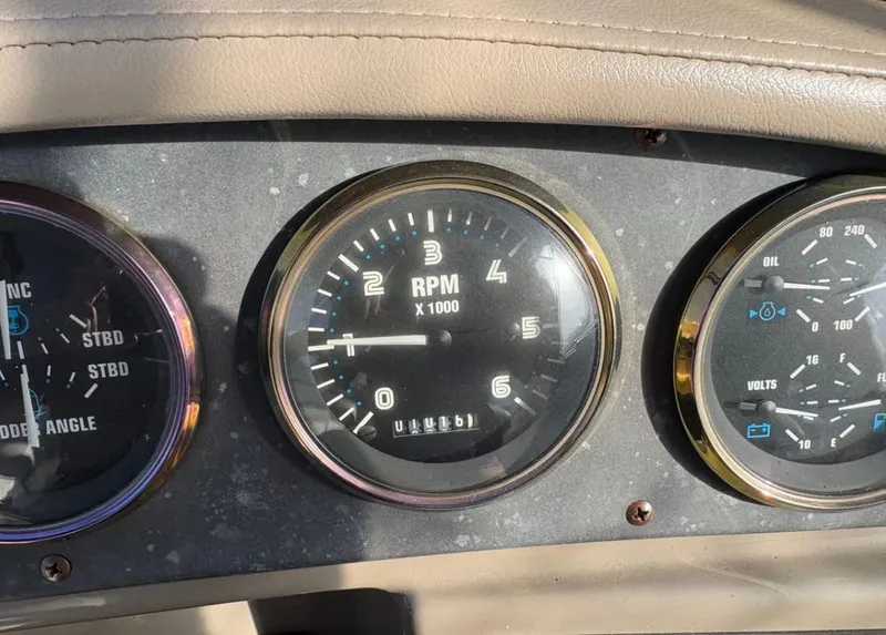 Slide: The Image of Carver 396 Motor Yacht 2000 - 16