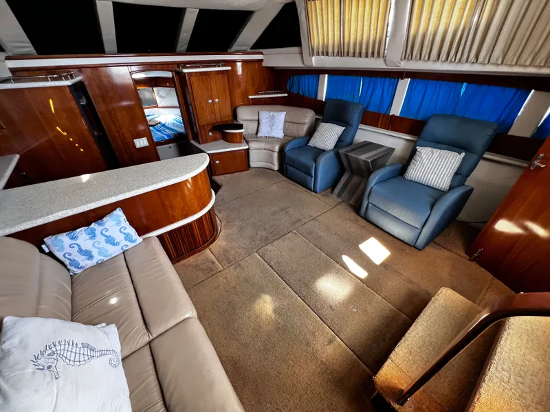 Slide: The Image of Carver 396 Motor Yacht 2000 - 20