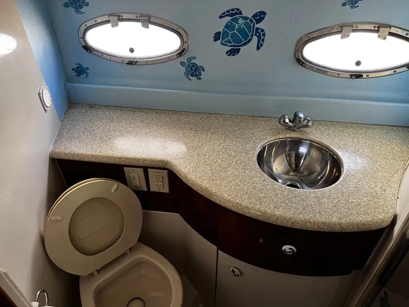 Slide: The Image of Carver Yachts 396 Motor Yacht 2000 - 18