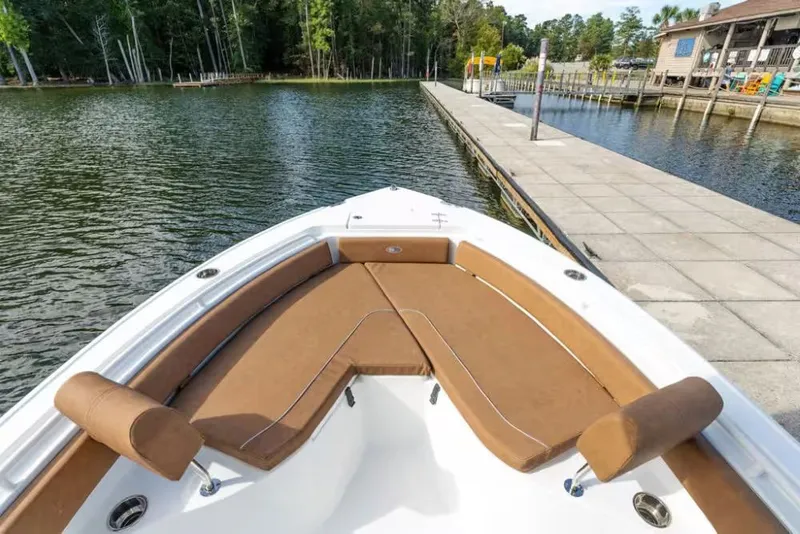 Slide: The Image of Sea Hunt Ultra 235 SE 2027 - 9