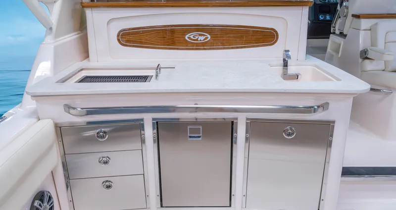 Slide: The Image of Grady-White Freedom 415 2026 - 10