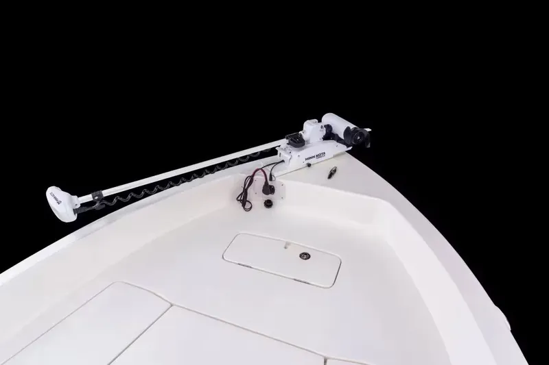 Slide: The Image of Skeeter SX2350 2026 - 15