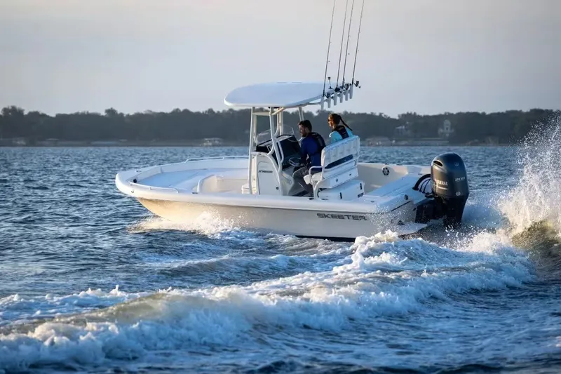 Slide: The Image of Skeeter SX2350 2026 - 5