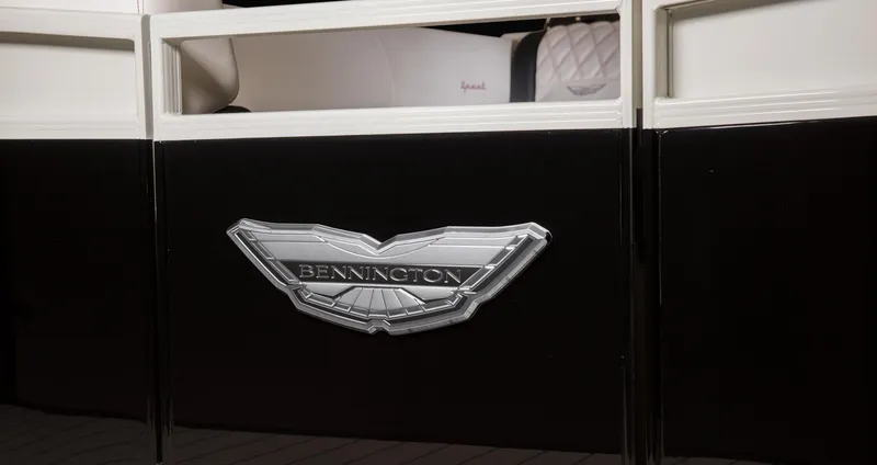 Slide: The Image of Bennington 25 RXSB 2027 - 9