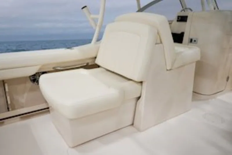 Slide: The Image of Grady-White Freedom 235 2027 - 15