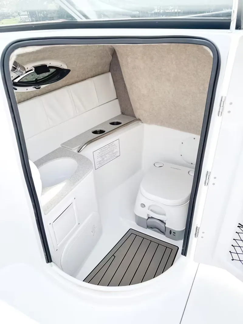 Slide: The Image of Stingray 231 DC 2027 - 19