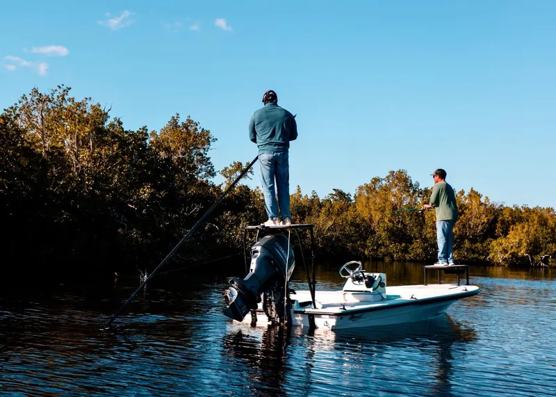 Slide: The Image of Maverick 17 HPX-S 2026 - 15